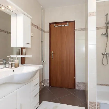 Apartmani Paradiso Krk Town Extérieur photo
