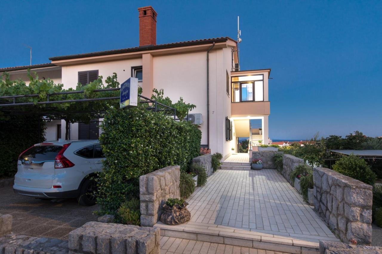 Paradiso Apartment