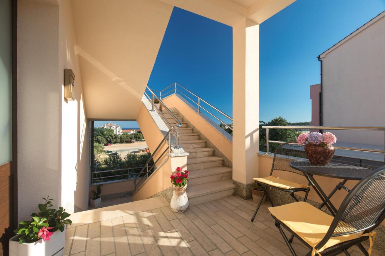 Apartment Paradiso *